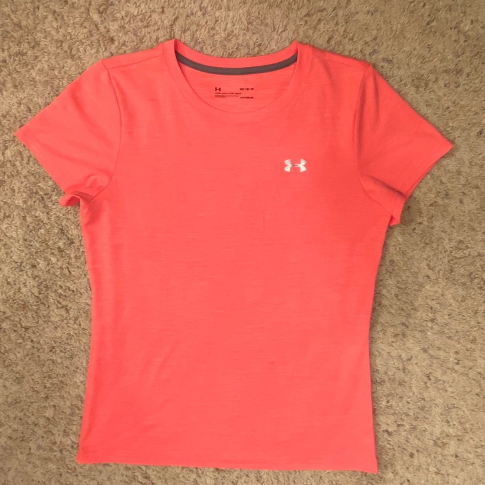 Women’s Under Armour Shirt